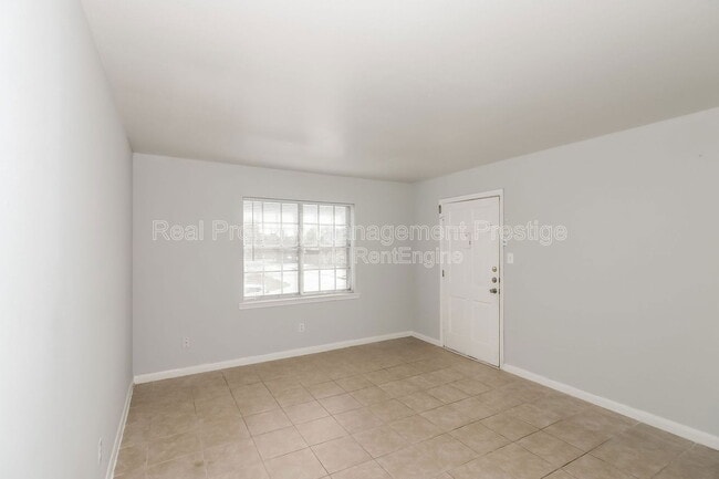 3111 Falk Ct in La Porte, TX - Foto de edificio - Building Photo