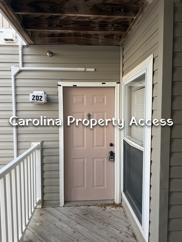 1401 Collegiate Cir in Raleigh, NC - Building Photo - Building Photo