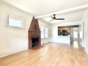 341 E Woodland St in Ferndale, MI - Building Photo - Building Photo