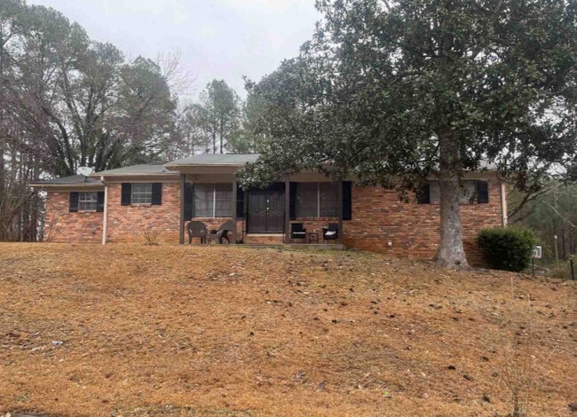 property at 5106 Shumate Rd