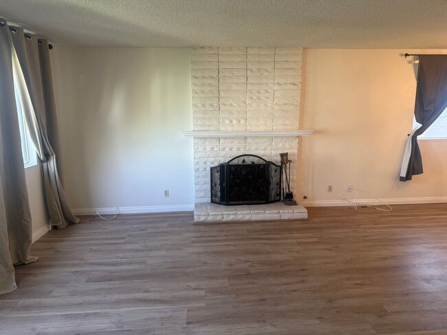 2160 W 236th Pl in Torrance, CA - Building Photo - Building Photo