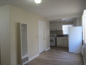 4459 Orange Grove Ave in Riverside, CA - Foto de edificio - Building Photo
