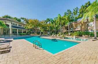 628 Arbor Lake Ln, Unit 628 Arbor Lake Lane in Tampa, FL - Foto de edificio - Building Photo