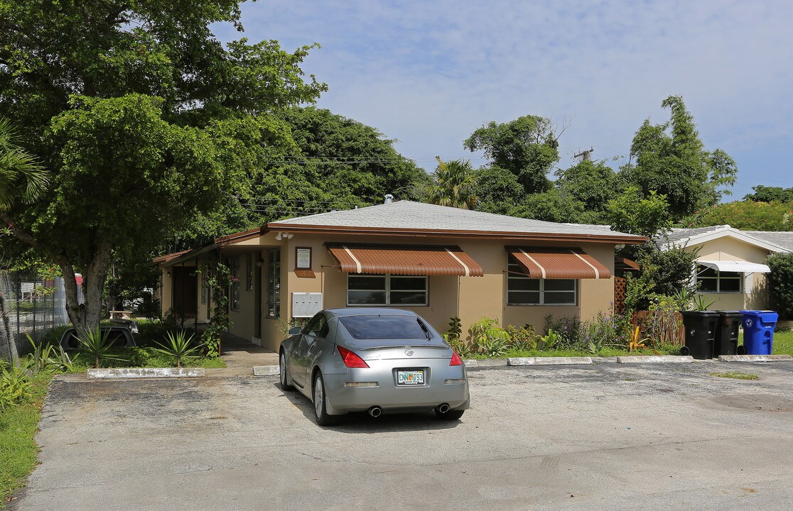 1417 NE 5th Ave in Fort Lauderdale, FL - Building Photo