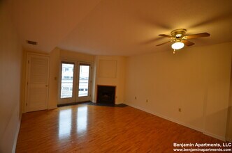 325 Franklin St, Unit 503 in Cambridge, MA - Building Photo - Building Photo