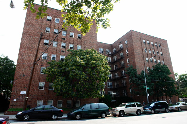 Michael Plaza in Flushing, NY - Building Photo - Building Photo