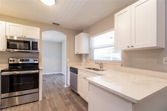 1107 SE 5th Ave in Cape Coral, FL - Building Photo - Building Photo