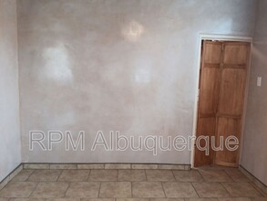 1716 Callejón Emilia in Santa Fe, NM - Building Photo - Building Photo