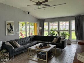 530 W Oregon Ave in Phoenix, AZ - Building Photo - Building Photo