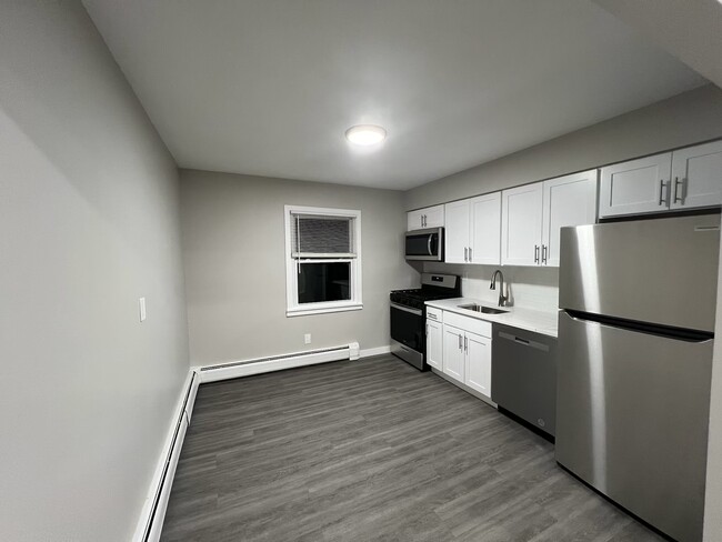 108 Columbia Ave, Unit 2B