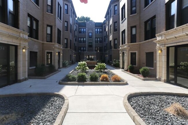 property at 4045 N Ashland