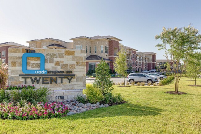 The Quadrangles on Twenty in Grand Prairie, TX - Building Photo - Building Photo