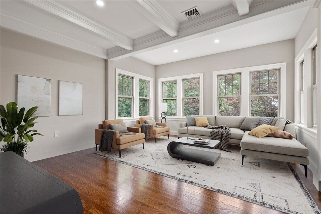 11 Day St in Cambridge, MA - Building Photo