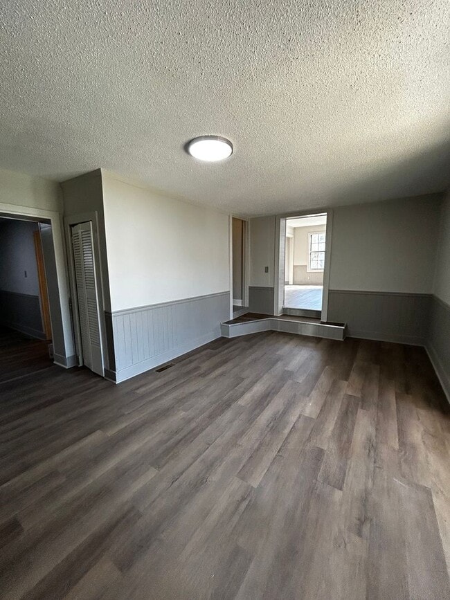 61 Red Bud Ave in Rossville, GA - Building Photo - Building Photo