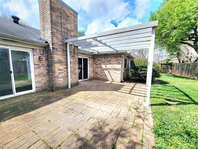 3923 Issacks Way in Sugar Land, TX - Building Photo - Building Photo