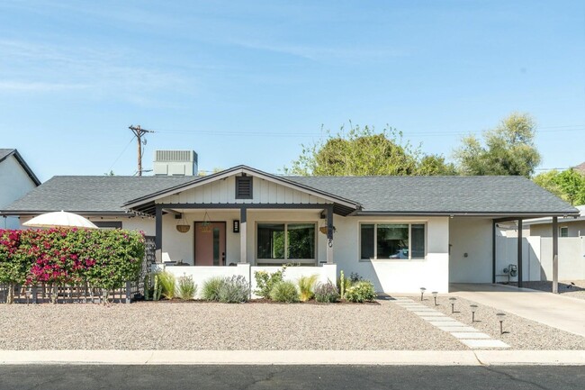 4820 E Indianola Ave in Phoenix, AZ - Building Photo - Building Photo