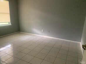 6818 Tiki Ln in Pensacola, FL - Building Photo - Building Photo