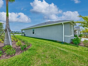 8960 Dahlia Cir in Port St. Lucie, FL - Building Photo - Building Photo
