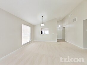 1118 Yorkdale Dr in Charlotte, NC - Building Photo - Building Photo