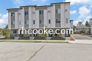 5th & Conklin Townhomes in Spokane, WA - Building Photo