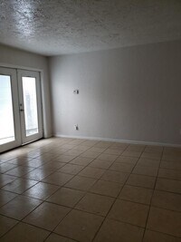 13549 Castilian Dr photo'