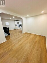1405 Woodbine Ave in Toronto, ON - Building Photo - Building Photo