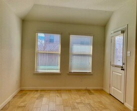 122 Rain Cloud Drive in Waxahachie, TX - Building Photo - Building Photo