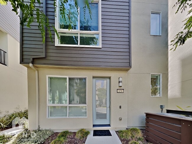 property at 878 Estuary St