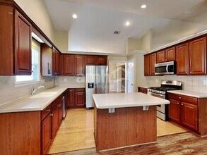 859 Castlebottom Dr in Lawrenceville, GA - Building Photo - Building Photo