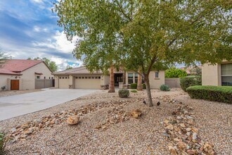 13354 W San Miguel Ave in Litchfield Park, AZ - Building Photo - Building Photo