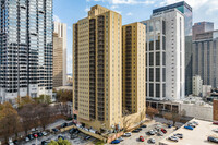 Peachtree Towers Condominiums in Atlanta, GA - Foto de edificio - Building Photo