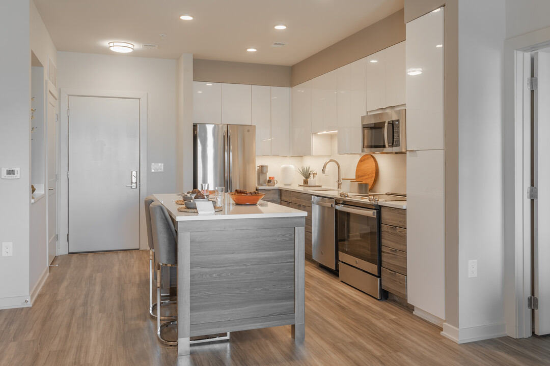 Lerner Black Hill in Germantown, MD - Building Photo