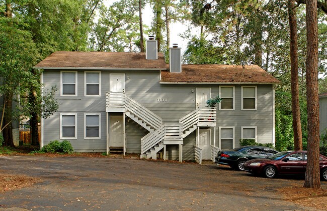 1818 Sylvan Ct in Tallahassee, FL - Building Photo - Building Photo