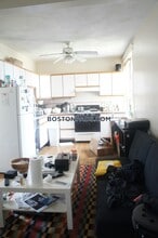 56 Queensberry St, Unit 18 in Boston, MA - Building Photo - Building Photo