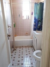 4135 50th St, Unit 2 in Woodside, NY - Building Photo - Building Photo