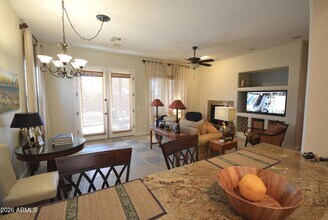 12035 W Red Hawk Dr in Peoria, AZ - Building Photo - Building Photo
