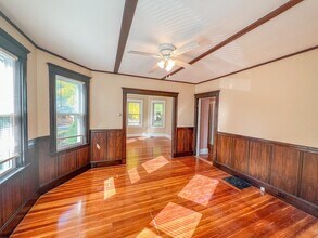 263 Waverley St in Belmont, MA - Building Photo - Building Photo