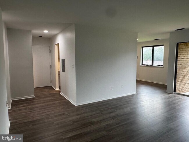 6011 Majors Ln in Columbia, MD - Building Photo - Building Photo