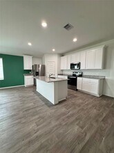 2216 Laurel Bloom Ln in Sealy, TX - Building Photo - Building Photo