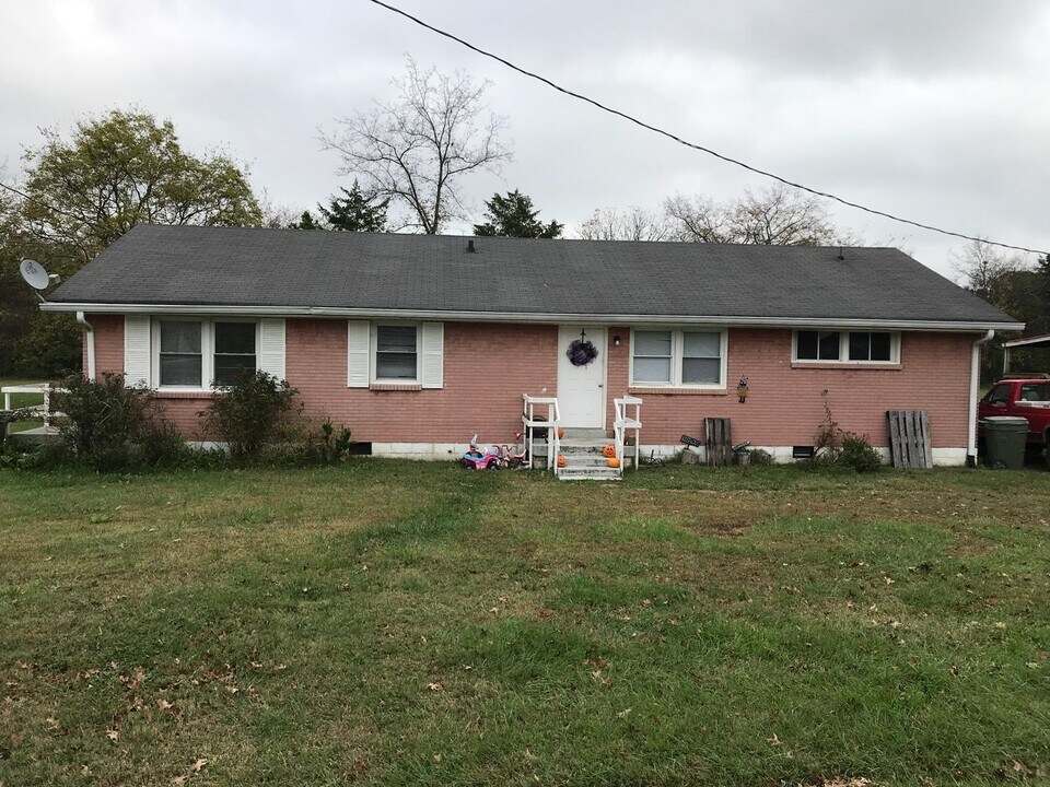 719 Kent Dr in Lebanon, TN - Building Photo