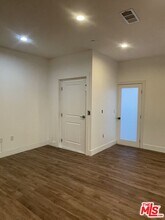 6633 Troost Ave in Los Angeles, CA - Building Photo - Building Photo