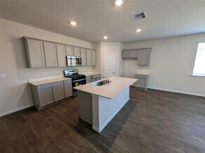 125 Palo Pinto Dr in Kyle, TX - Building Photo - Building Photo