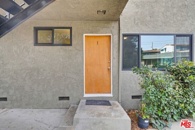 4110 Division Pl in Los Angeles, CA - Building Photo - Building Photo