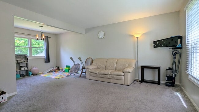 1719 Butler Ct in Naperville, IL - Building Photo - Building Photo