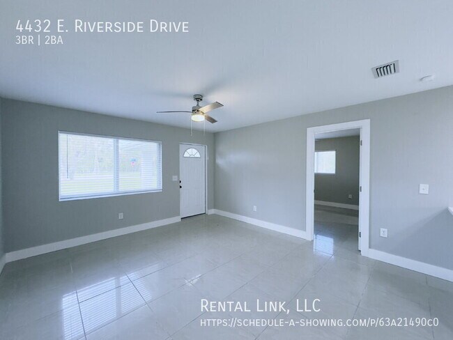 4432 E Riverside Dr in Ft. Myers, FL - Building Photo - Building Photo