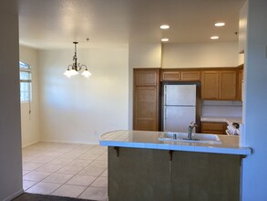 310 E McCoy Ln in Santa Maria, CA - Building Photo - Building Photo