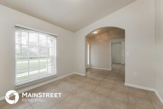 329 Lubdel Ave S in Lehigh Acres, FL - Foto de edificio - Building Photo