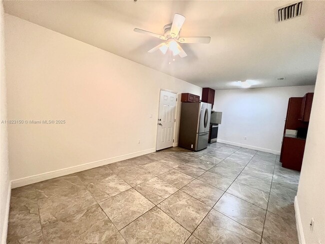 1830 NW 1st St in Miami, FL - Building Photo - Building Photo