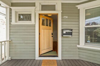 443 NE Thompson St in Portland, OR - Building Photo - Building Photo