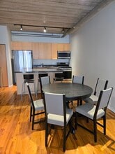 1430 S Michigan Ave, Unit 1430 S Michigan Ave in Chicago, IL - Building Photo - Building Photo